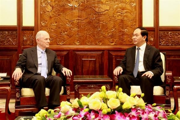 Tran Dai Quang rencontre un professeur de l’Université Brown - ảnh 1